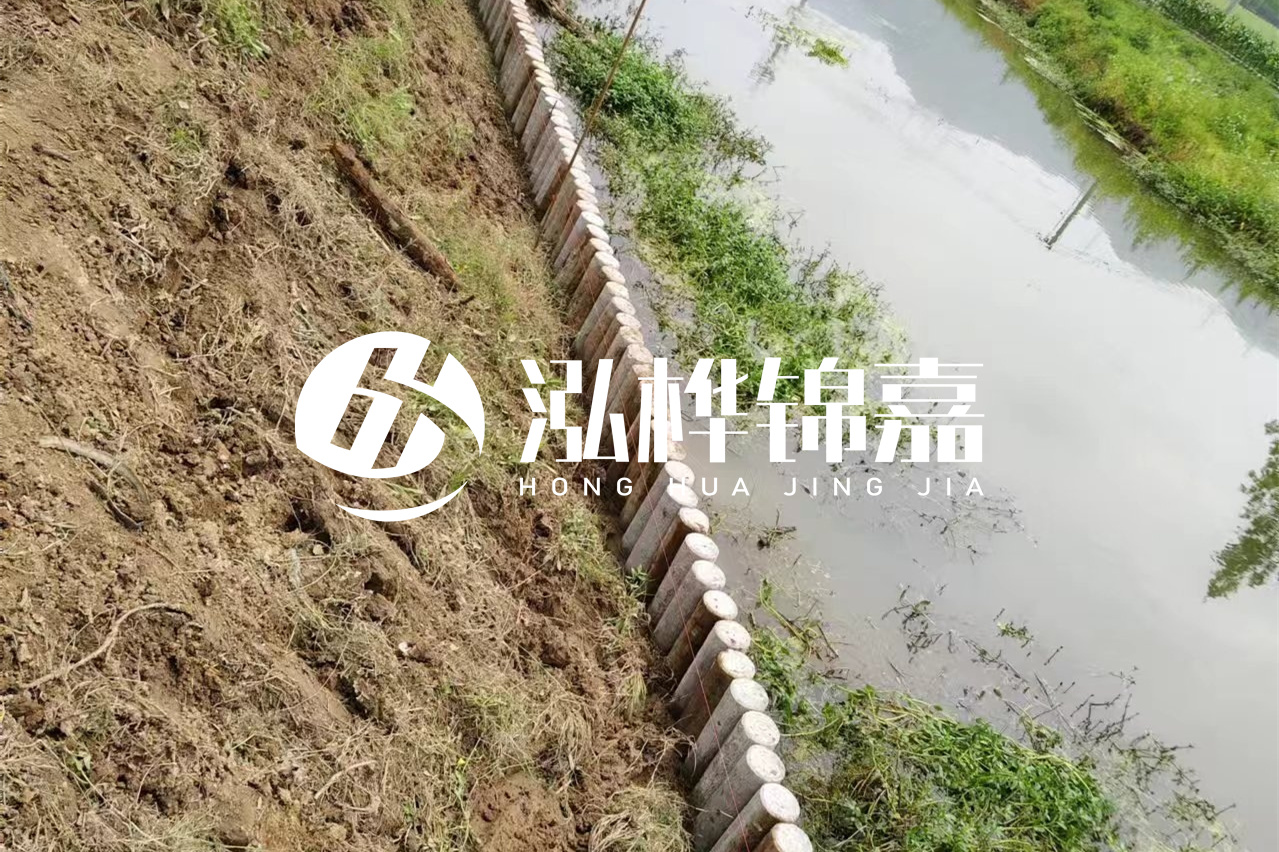 仿木樁施工前注意事項-水泥樁打樁機是怎么打樁的？