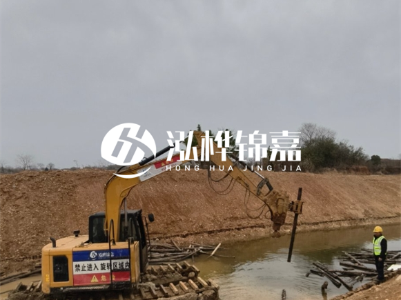 為什么要進(jìn)行河道護(hù)坡?堤壩加固木樁的作用?